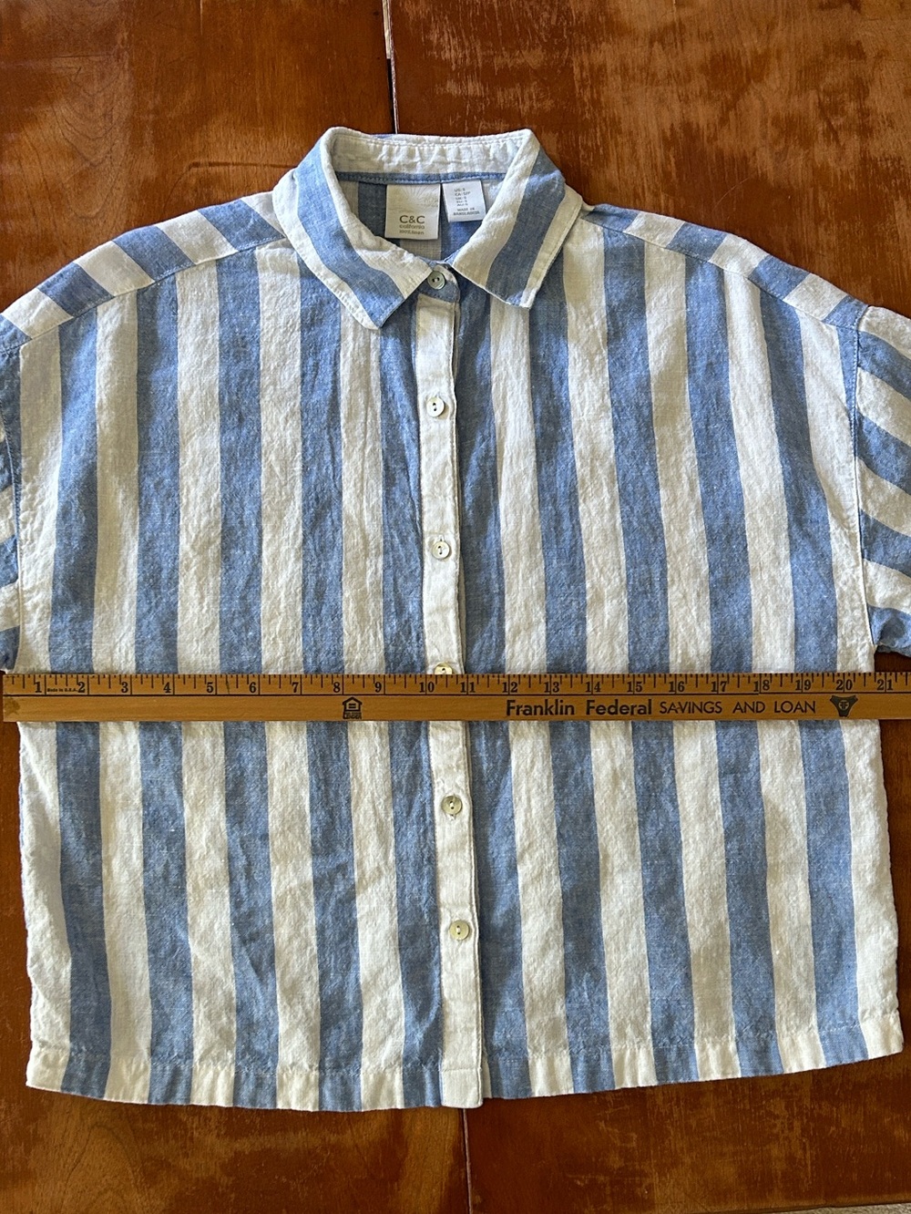 C&C California Striped Linen Top Sz Small - Picture 6 of 7